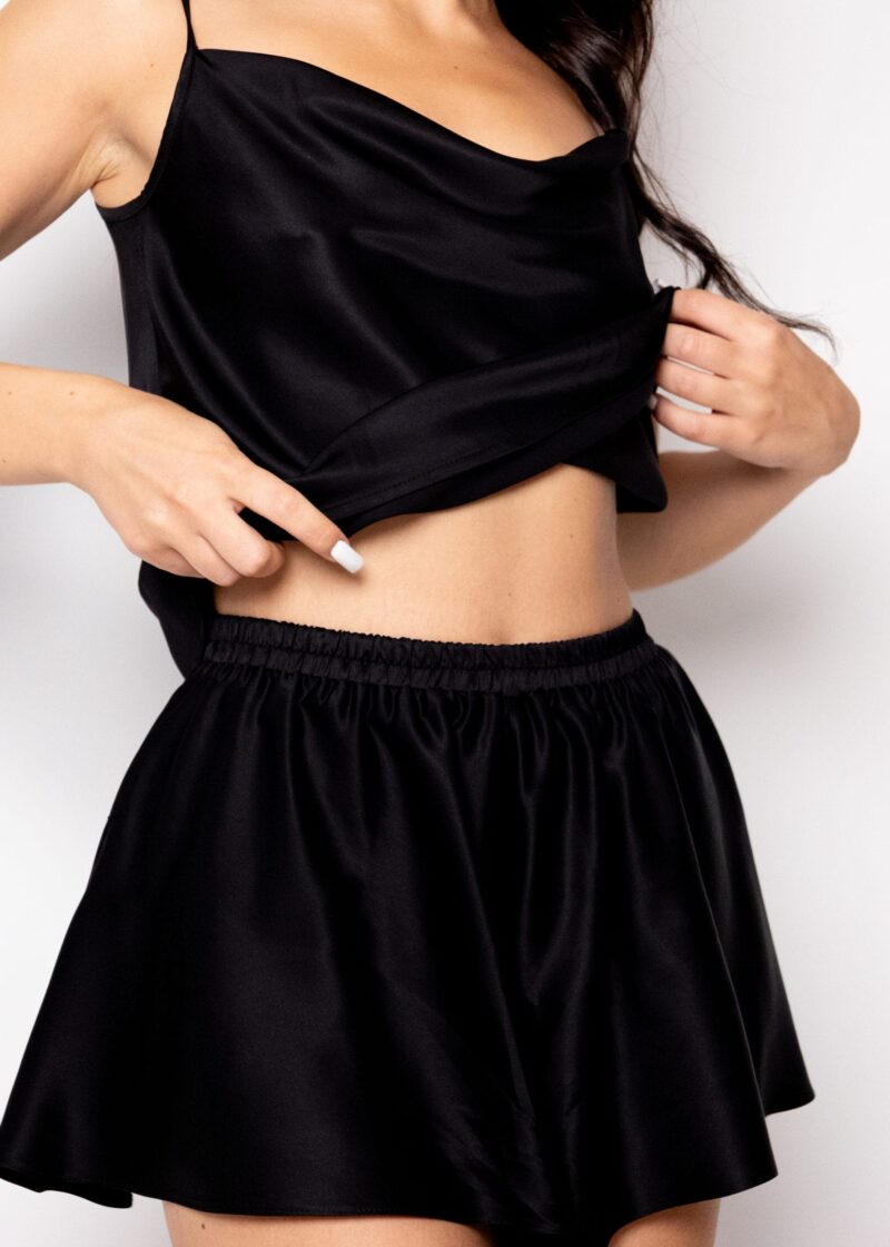 Alternative view of Szorty satynowe