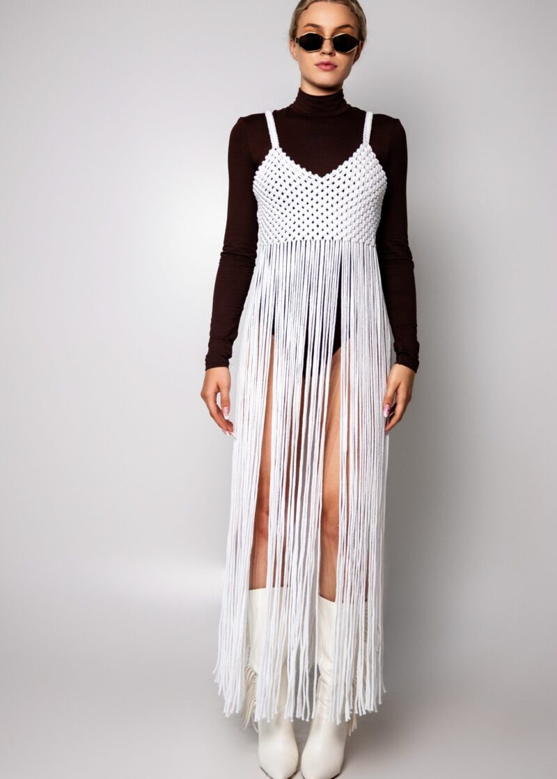 Sukienka makramowa pełna